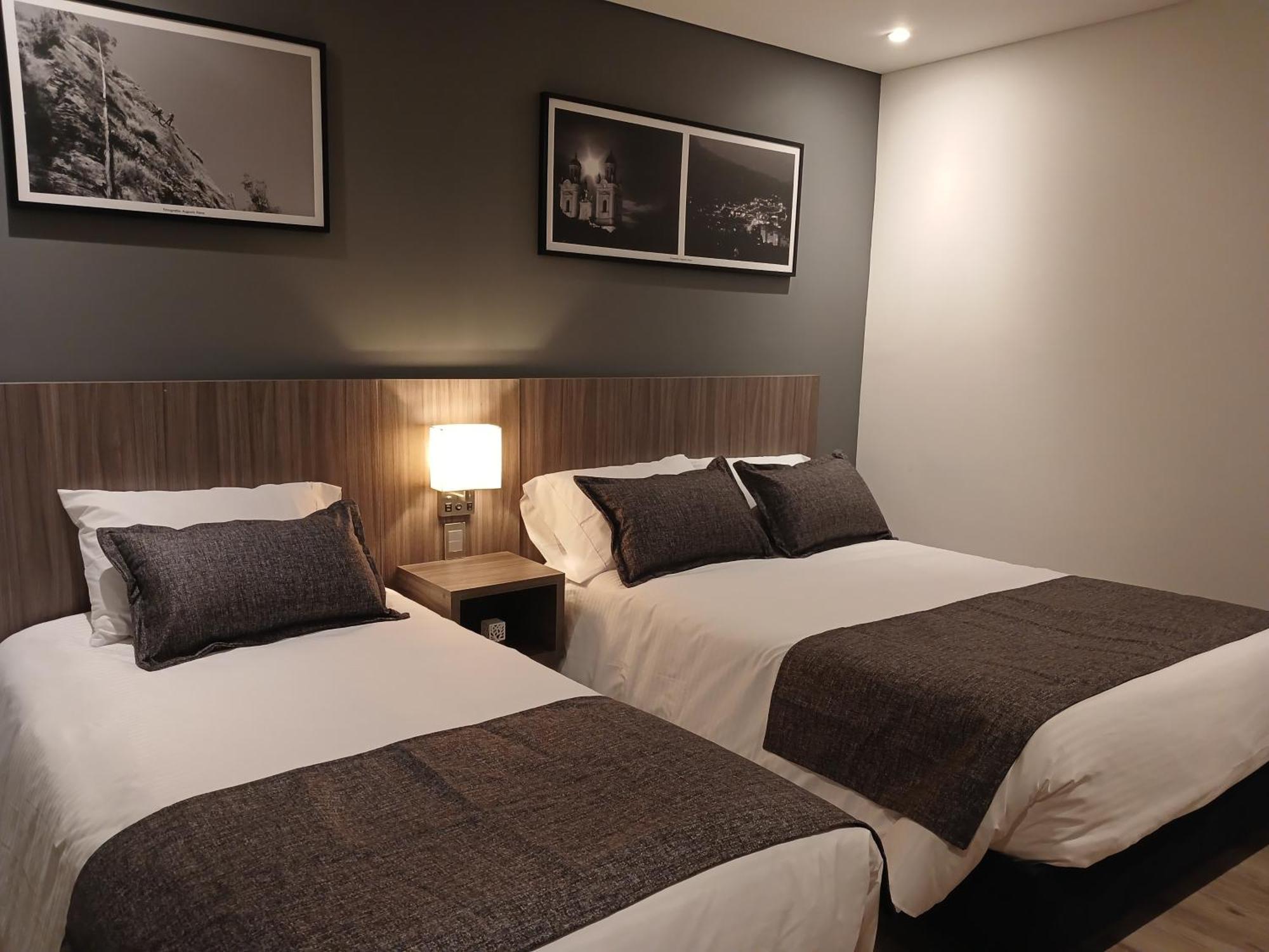Hotel Santino Jenesano Buitenkant foto