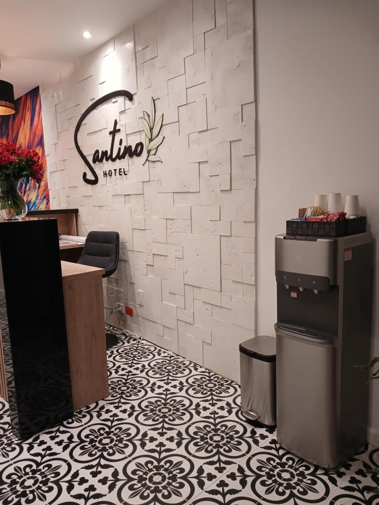 Hotel Santino Jenesano Buitenkant foto