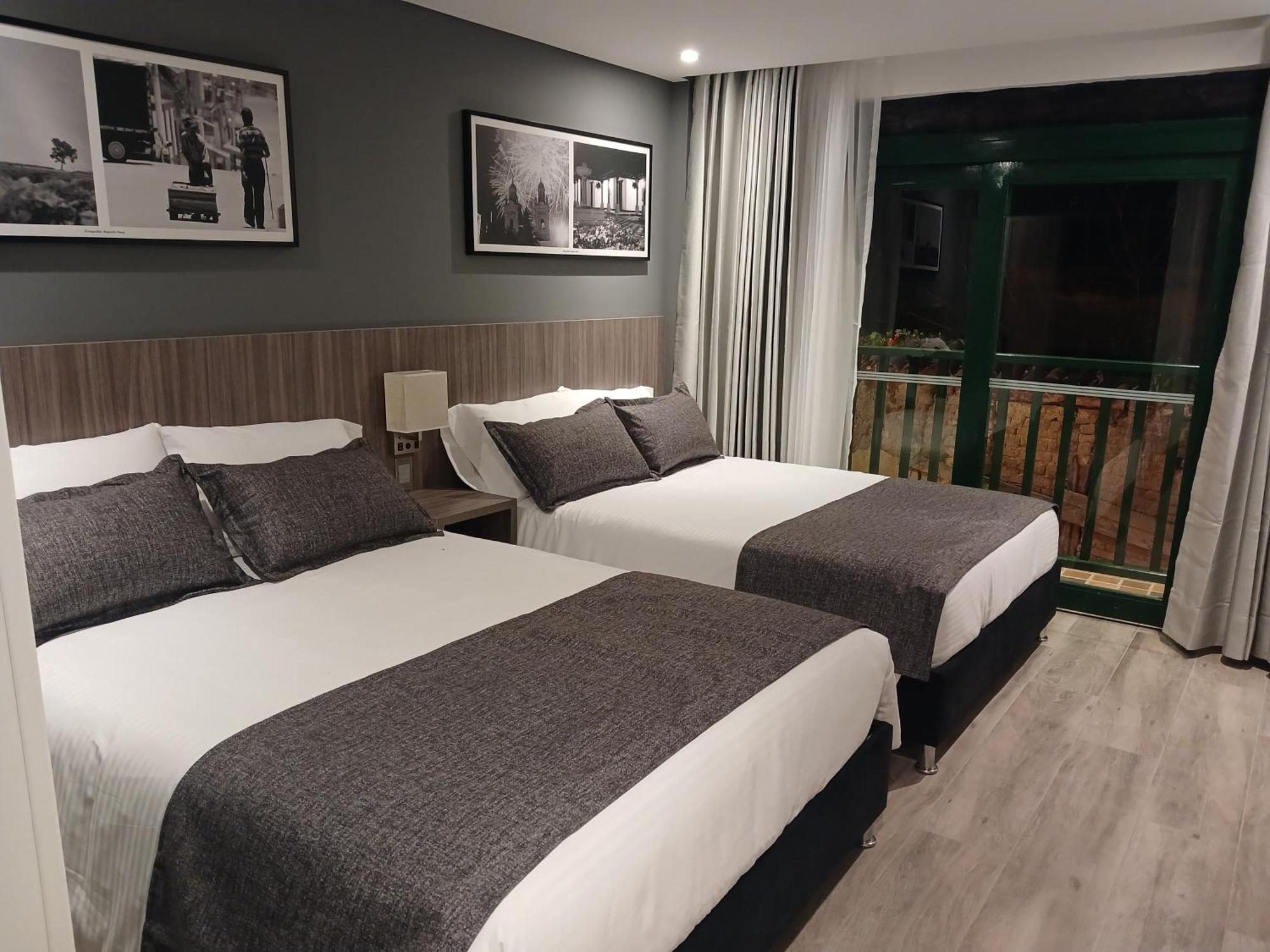 Hotel Santino Jenesano Buitenkant foto