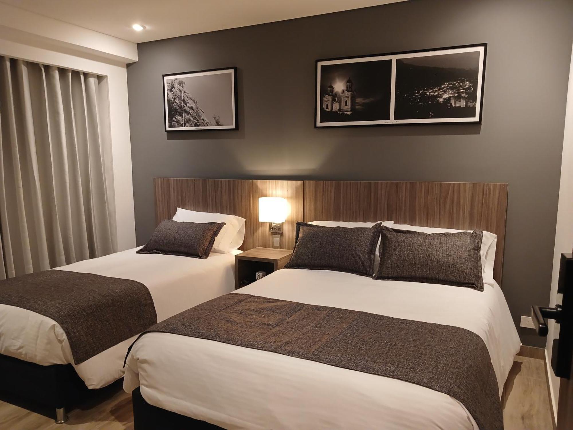 Hotel Santino Jenesano Buitenkant foto